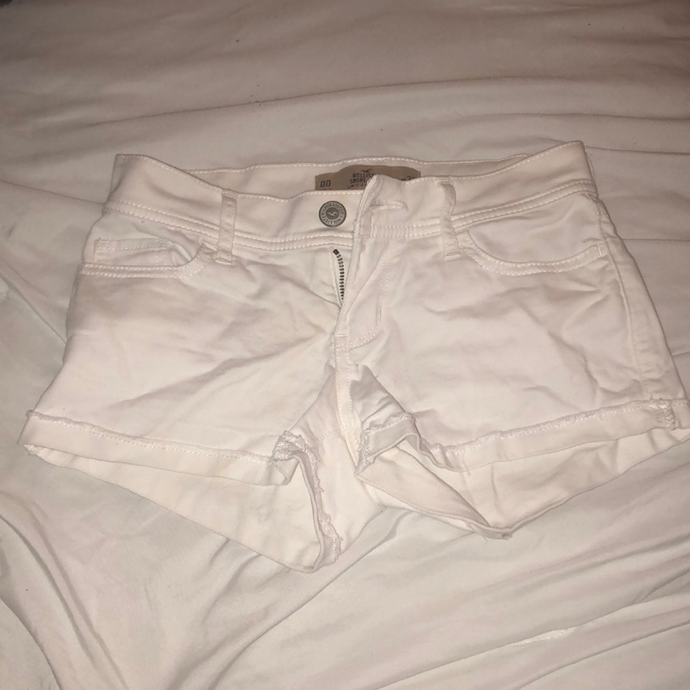 Hollister white shorts size 00